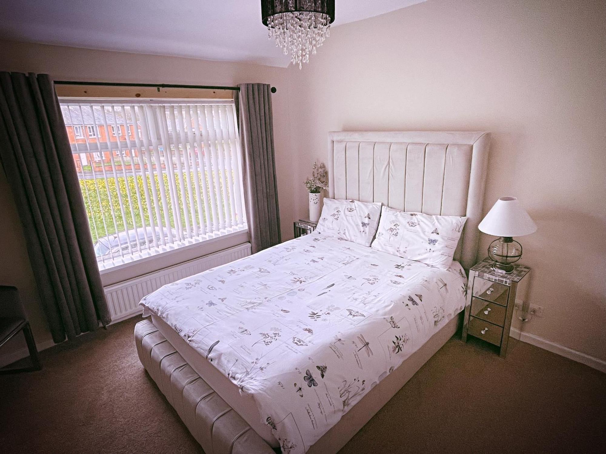 Entire 3-Bedroom Home In Oldham - Guest House מראה חיצוני תמונה