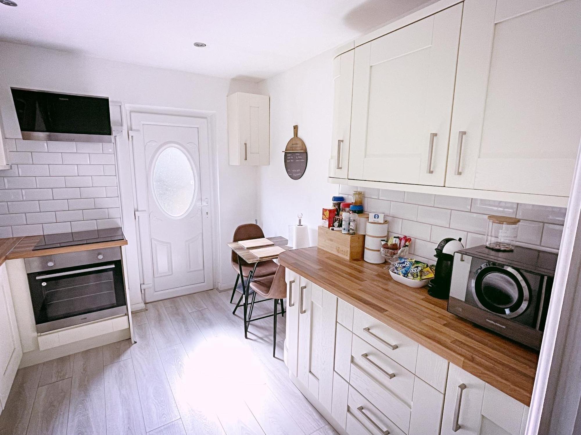 Entire 3-Bedroom Home In Oldham - Guest House מראה חיצוני תמונה